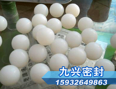 �����z��